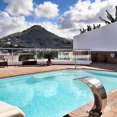Villa Palmitos Deluxe Seaview Arucas