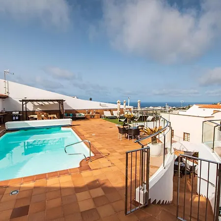 Villa Palmitos Deluxe Seaview *
