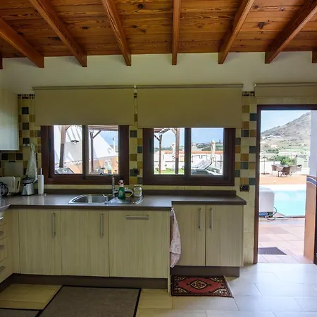 Palmitos Deluxe Seaview Willa