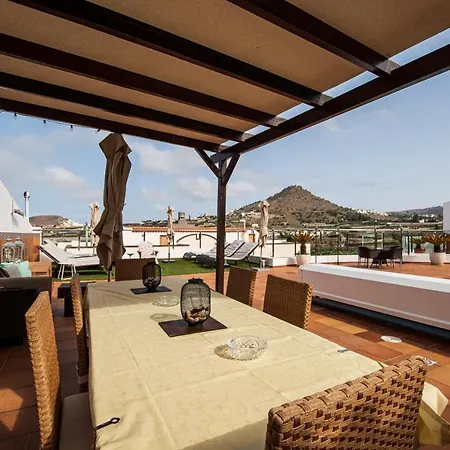 Willa Palmitos Deluxe Seaview